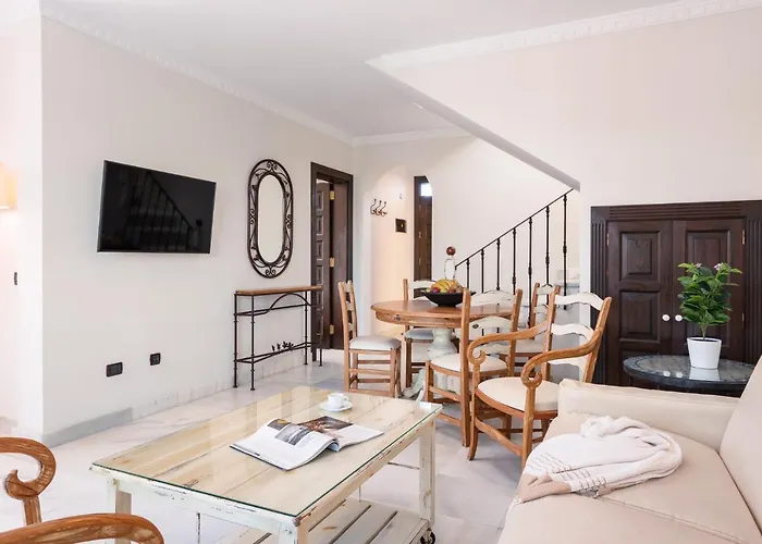 Parque Santiago V Official 公寓式酒店