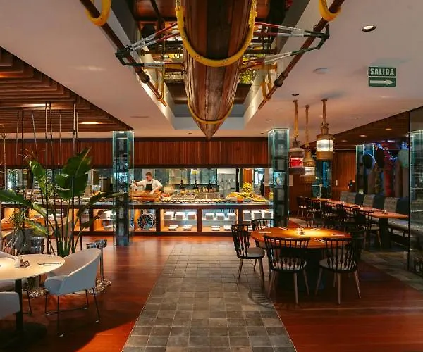 Parque Santiago V Official 公寓式酒店 4*