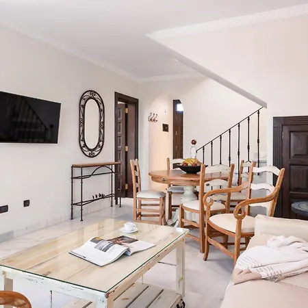 Parque Santiago V Official Apart-hotel